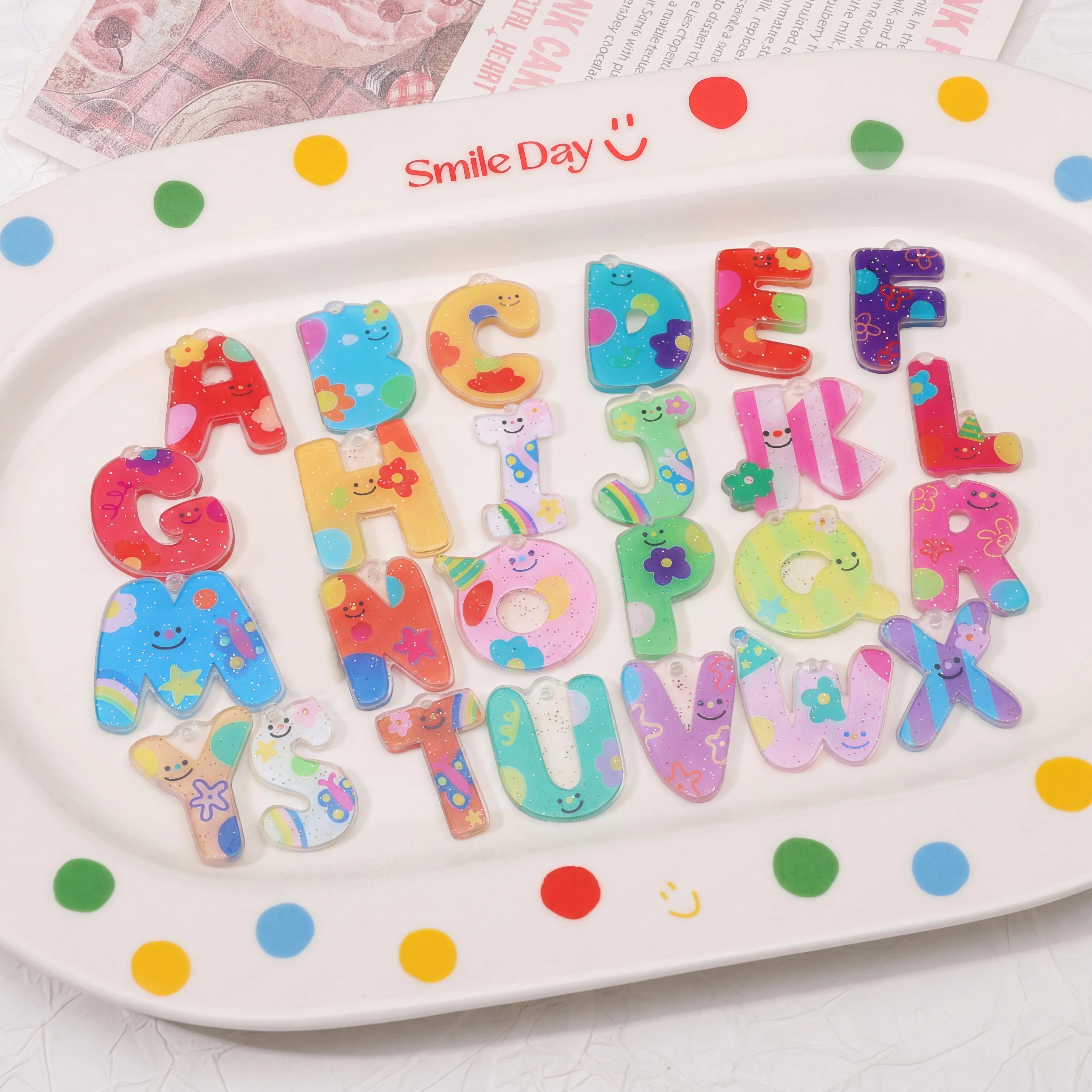 5개 25x32mm 아크릴 컬러풀 레터 펜던트 1.8mm 구멍 DIY 쥬얼리 제작 용품 폰케이스 팔찌 목걸이 참 장식품