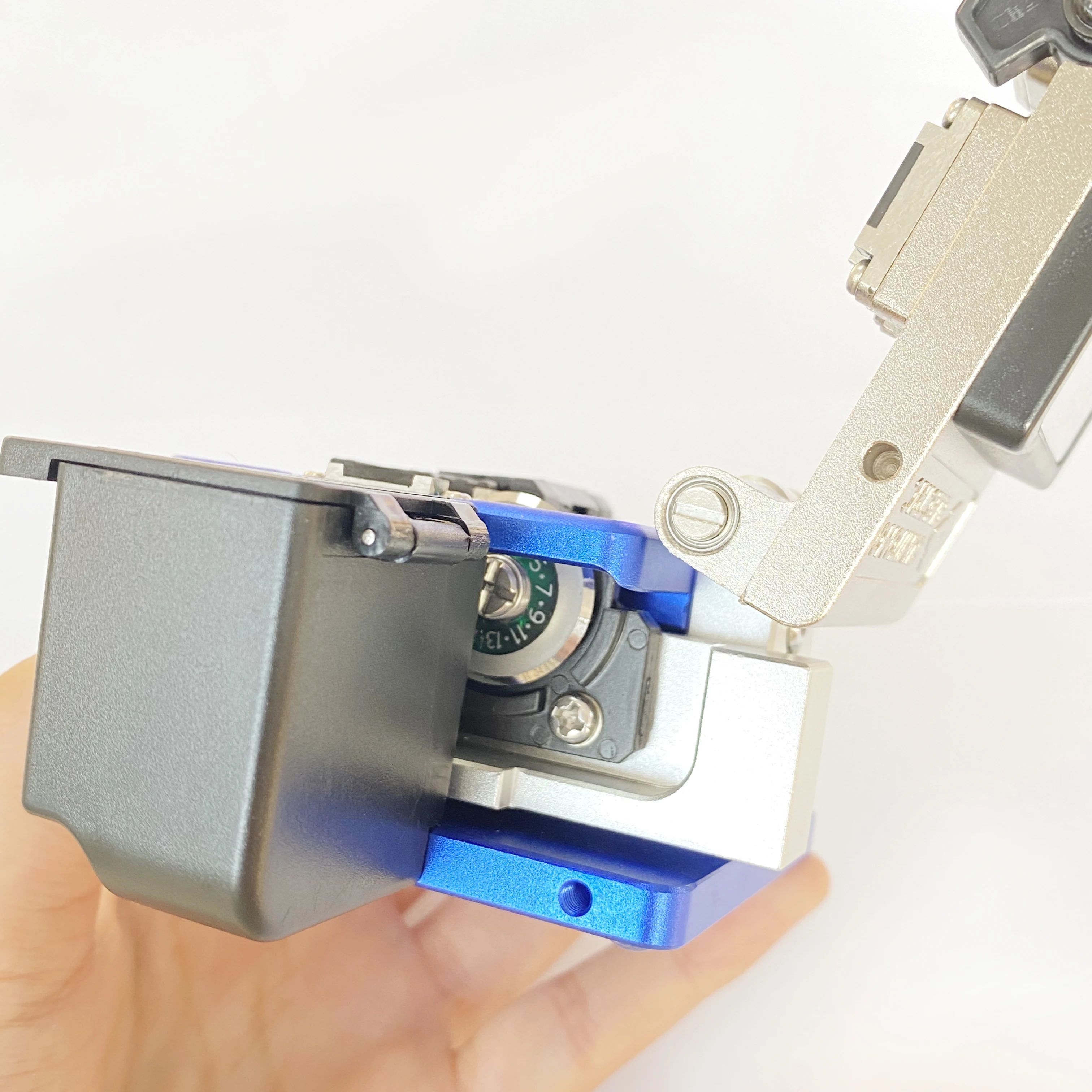 Sumitomo FC-6S fiber optic cutter FC6S high-precision FTTH fiber optic cutting tool free of shipping