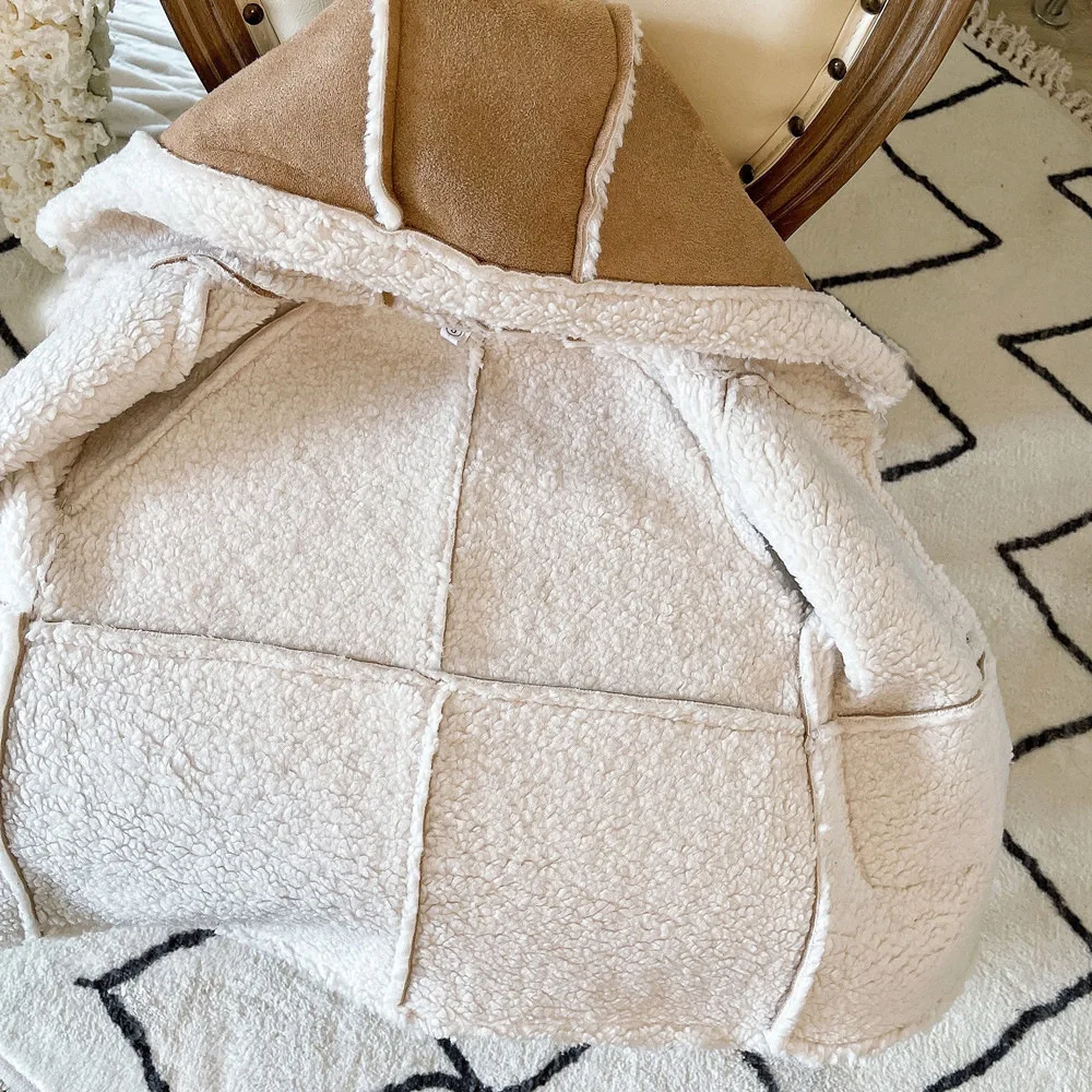 ��̿� ���� �β��� ��Ʈ, ���ƿ� �����̵� �̱� �극��Ʈ �ĵ� ��Ŷ, ��ǳ ������ ����, 2023 �ܿ� �Ż�