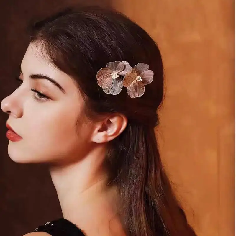 Hollow Out Alloy Silk Flower Hair Hairpin Bridal Headpiece Fashionable And Elegant Flower Hair Accessory Girls Jewelry Headpiece