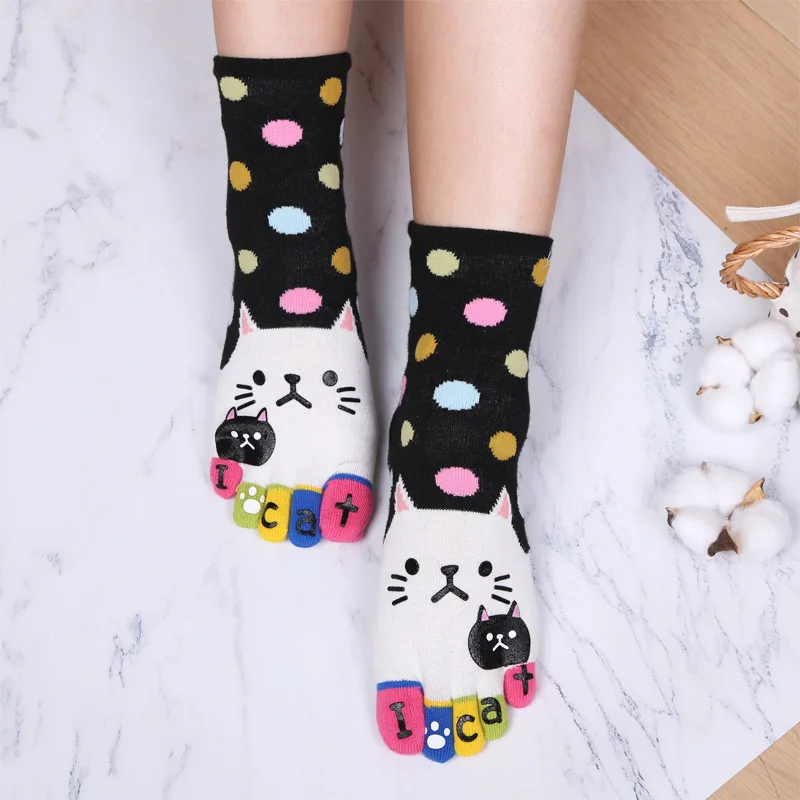 Women Socks Harajuku Letter Cute Cats Patchwork Dot Cotton Kawaii Funny Five Finger Socks For Girls Chrismas Gift Toe Calcetines