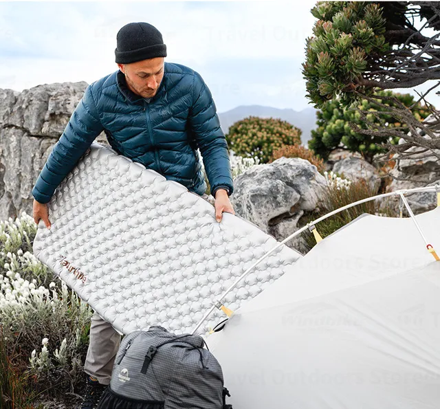 Naturehike-超軽量のインフレータブルキャンプマットレス,寝袋,断熱材