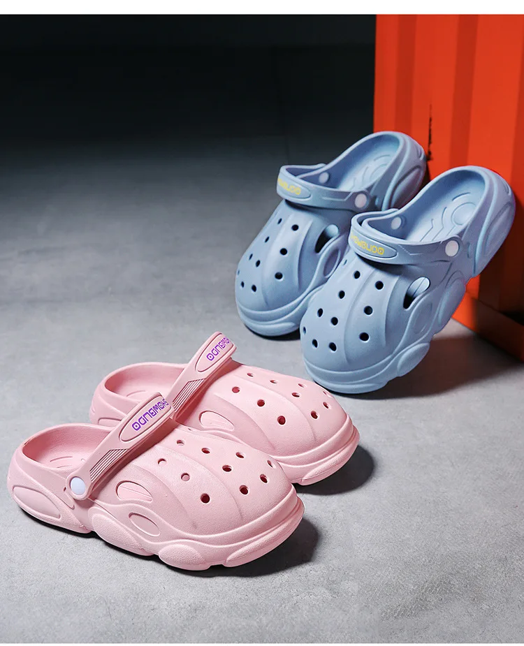 New Parent Children Women Men Kids Mules Clogs Summer Garden Beach Slippers Sandals Cave Hole Baby Shoes For Boys Girls