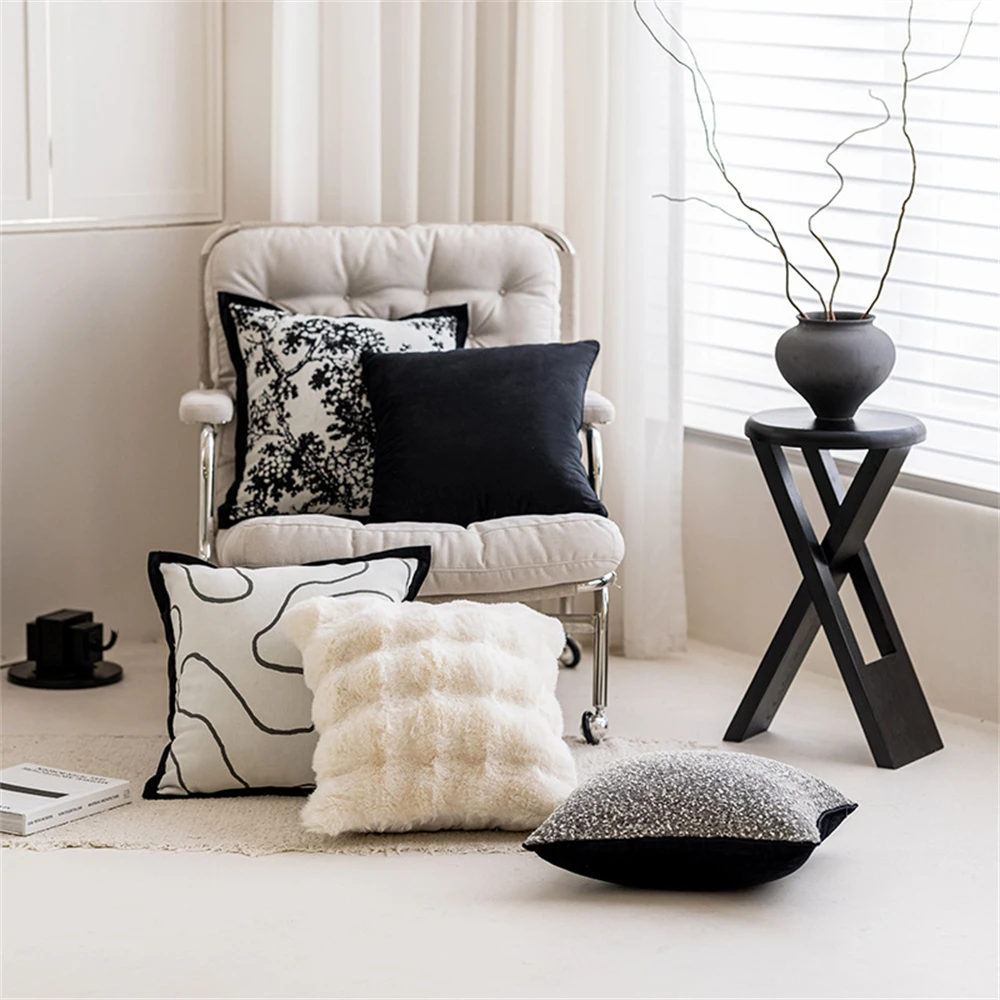 

High Quality Chenille Cushion Cover Japanese Jacquard Sofa PillowCase Luxury Modern Black White Cushions Cover Square Pillowcase