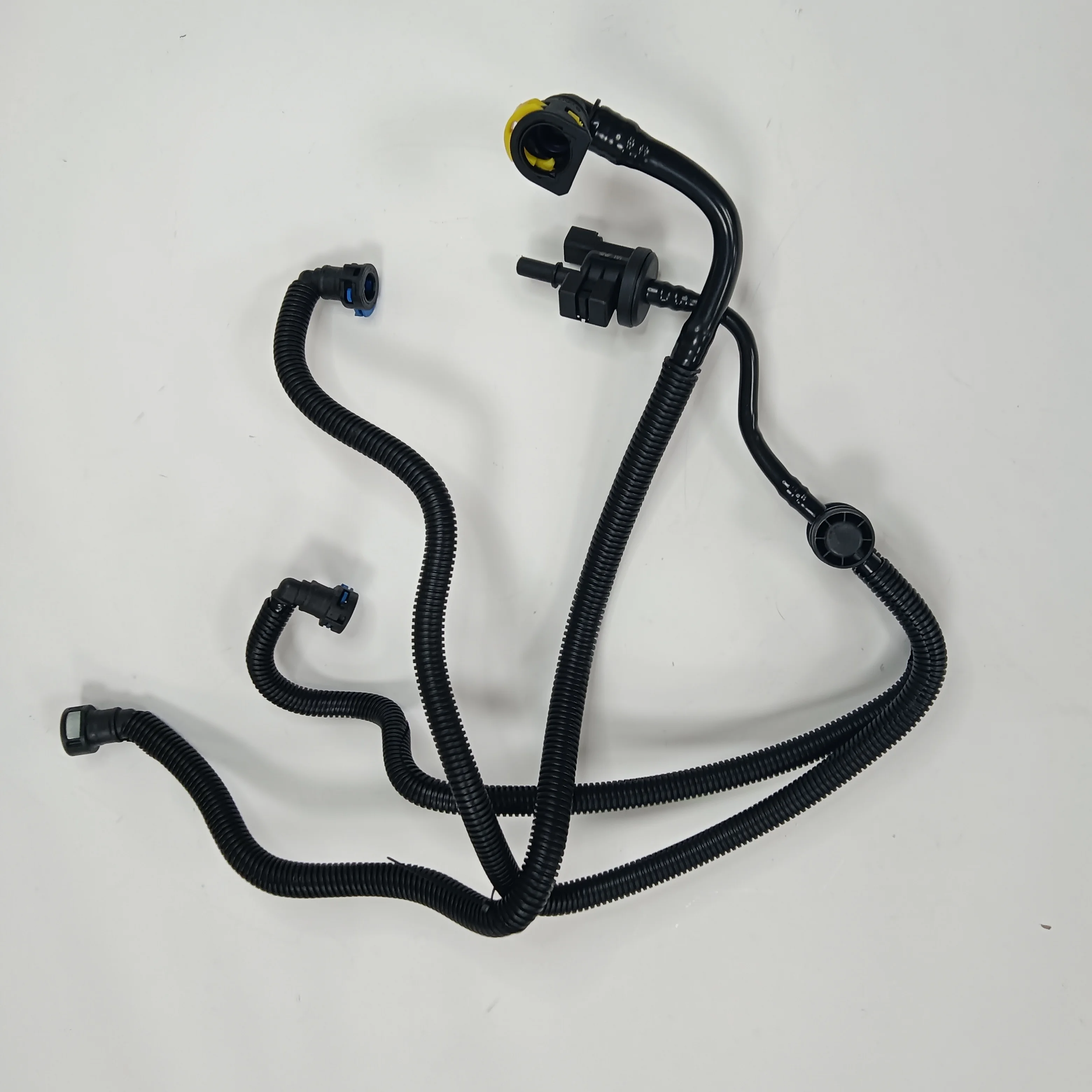 F2GZ-9D289A Car Accessories Engine Systems Fuel Vapour Separator For Ford Lincoln(16-) Edge(15-)