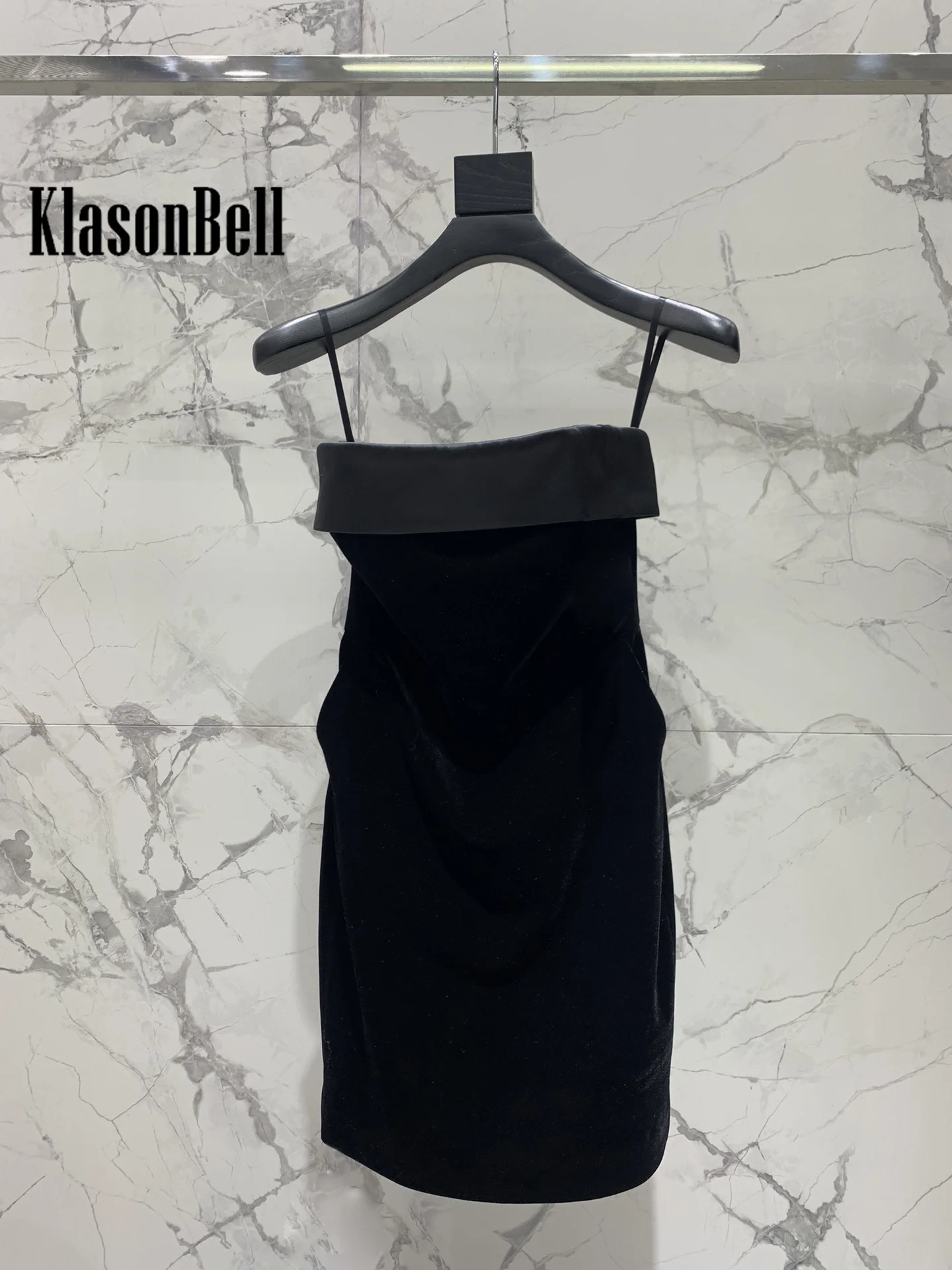 

12.4 KlasonBell Temperament Fashion Sexy Acetate Spliced Velvet Strapless Mini Evening Dress Women