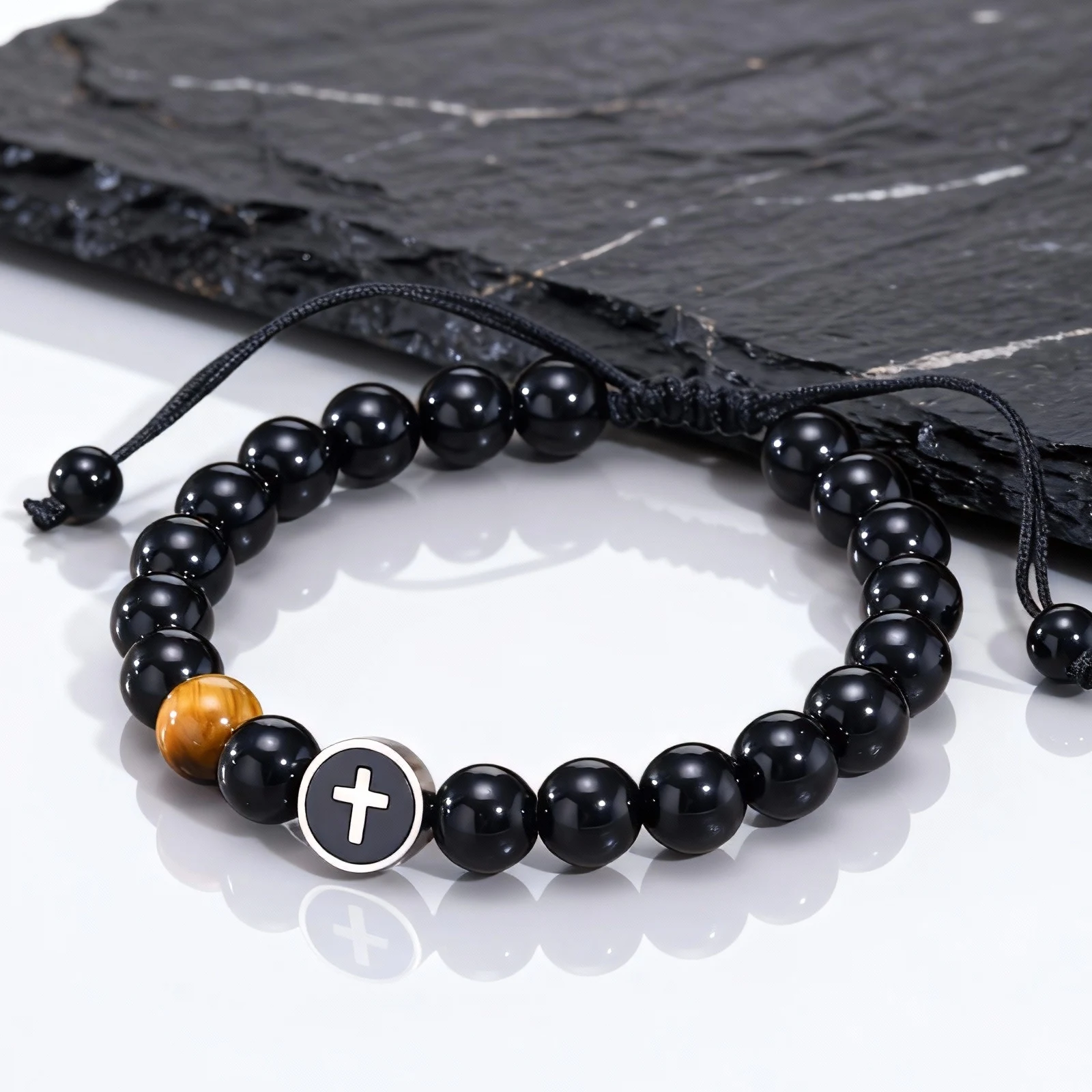 Oster-Herrenarmband, Perlenarmbänder mit Kreuzanhängern, verstellbares Armband mit schwarzen Onyx-Perlen, Vatertag, Taufe, Schriftkarte – Detail 3