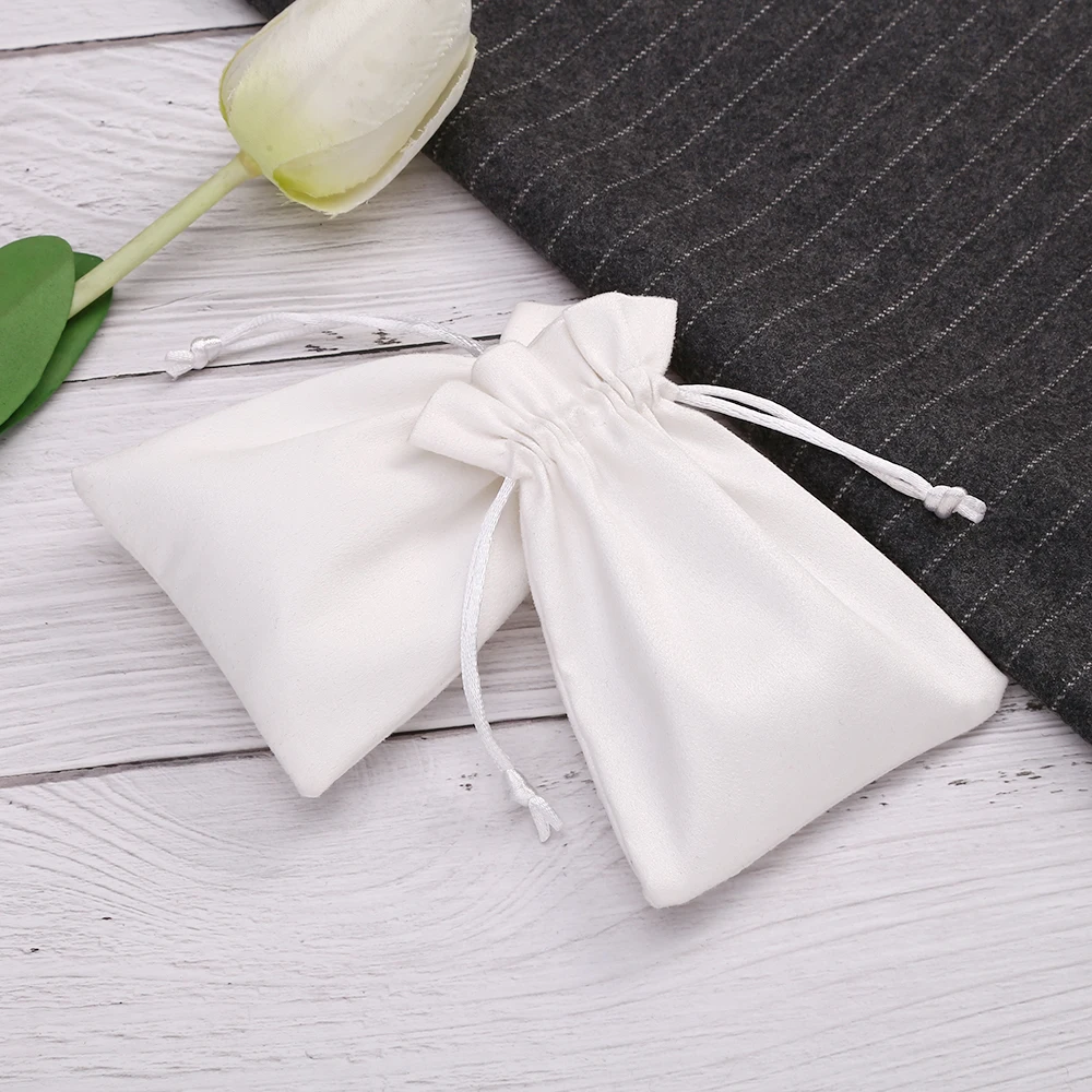 5pcs Flannel Jewelry Organizer Packing Pouch 7X9cm Drawstring Small Gift Bags Wedding Favor For Guests Bulk Candy Bag Can Custom 19 Saef20f6c52c240ea9432a87c9d8998cel