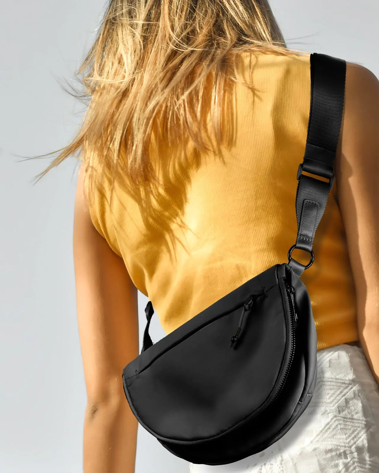 Micro 2L Crescent Moon Bag for Women and Men, Fashion Nylon Folding Single Shoulder Bag Suitable for Exercise/Running/Hiking 6