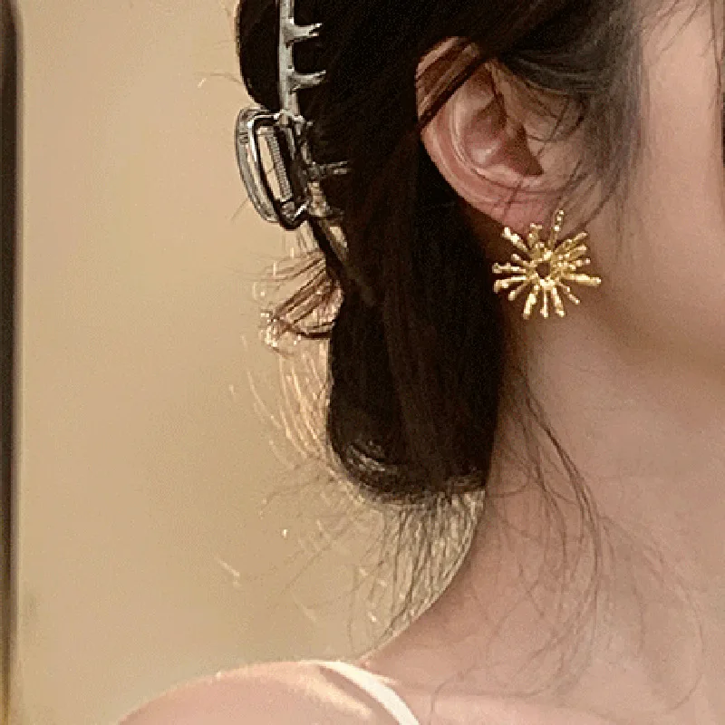 Sunflower Earrings Gold Tone
