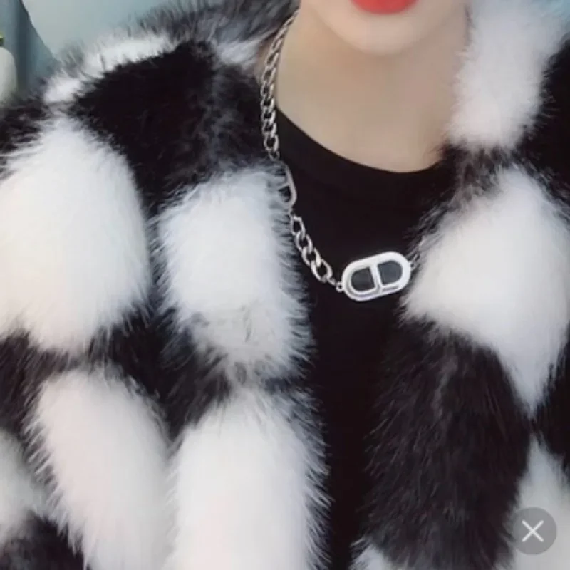 2023 Autumn and Winter New Checkerboard Imitation Fox Fur Coat Women Fur One Plaid Young Fashion High-end Comfort Coat