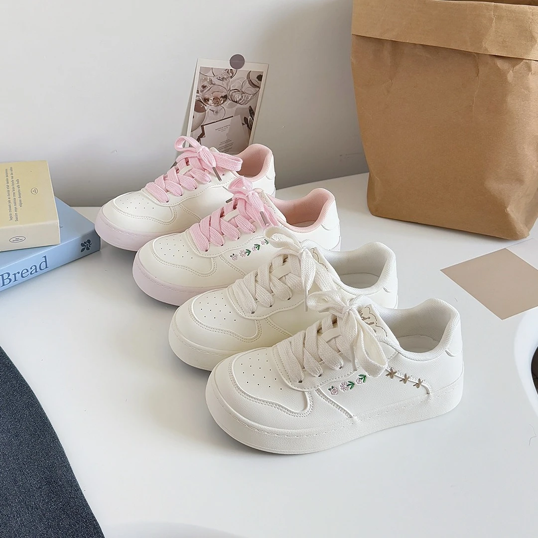 Women's White Sneakers  Spring Autumn New Lightweight Breathable Outdoor Casual Shoes Flower Lace Up Comfortable Board Shoes