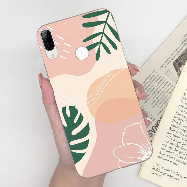 kwmobile Funda compatible con Huawei P Smart (2019) - Funda de silicona TPU  con acabado suave - Lavanda