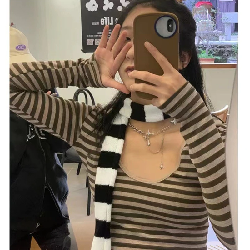 Рисунок 2 - Узкий шарф для женщин