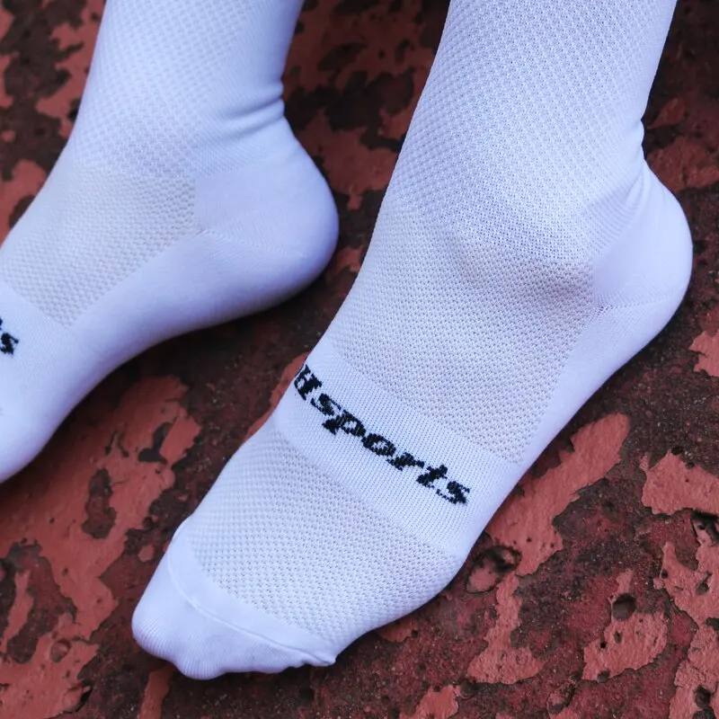 DH SPORTS Summer Breathable Fast Dry High Elastic Lightweight Tube Men And Women Cycling Socks