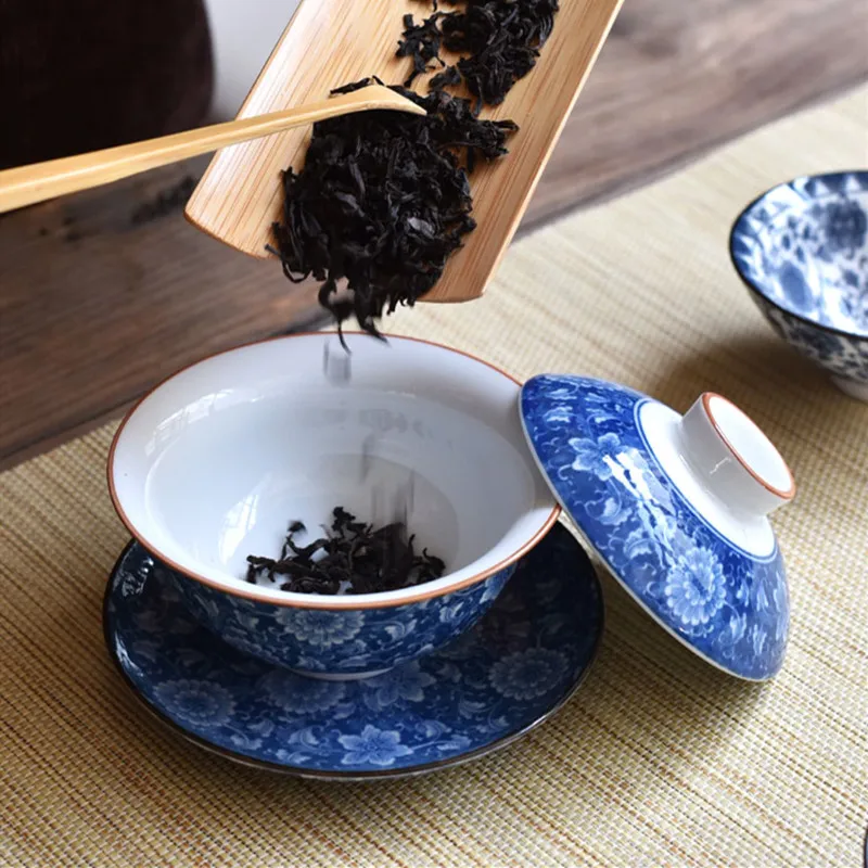 Chinese ceramics tea tureen hand painted blue and white porcelain gaiwan travel portable teaware household drinkware teacup