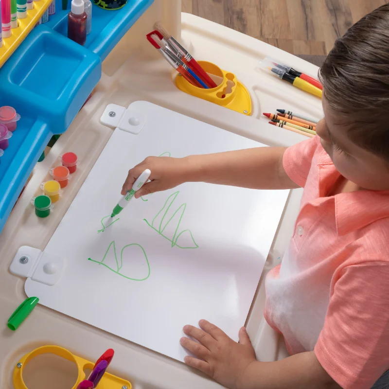 Step2 Deluxe Art Master Desk