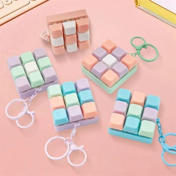 1PC Keyboard Fidget Toy Fidget Decompression Keychain Button Fidget Gifts for Adults to Relieve Stress and Pass Time