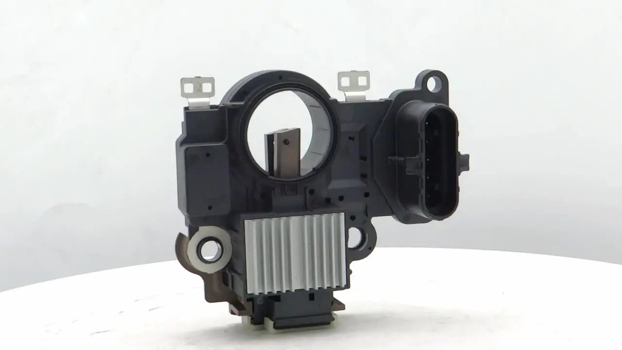 NEW ALTERNATOR VOLTAGE REGULATOR VR-H2009-132B VR-H2009