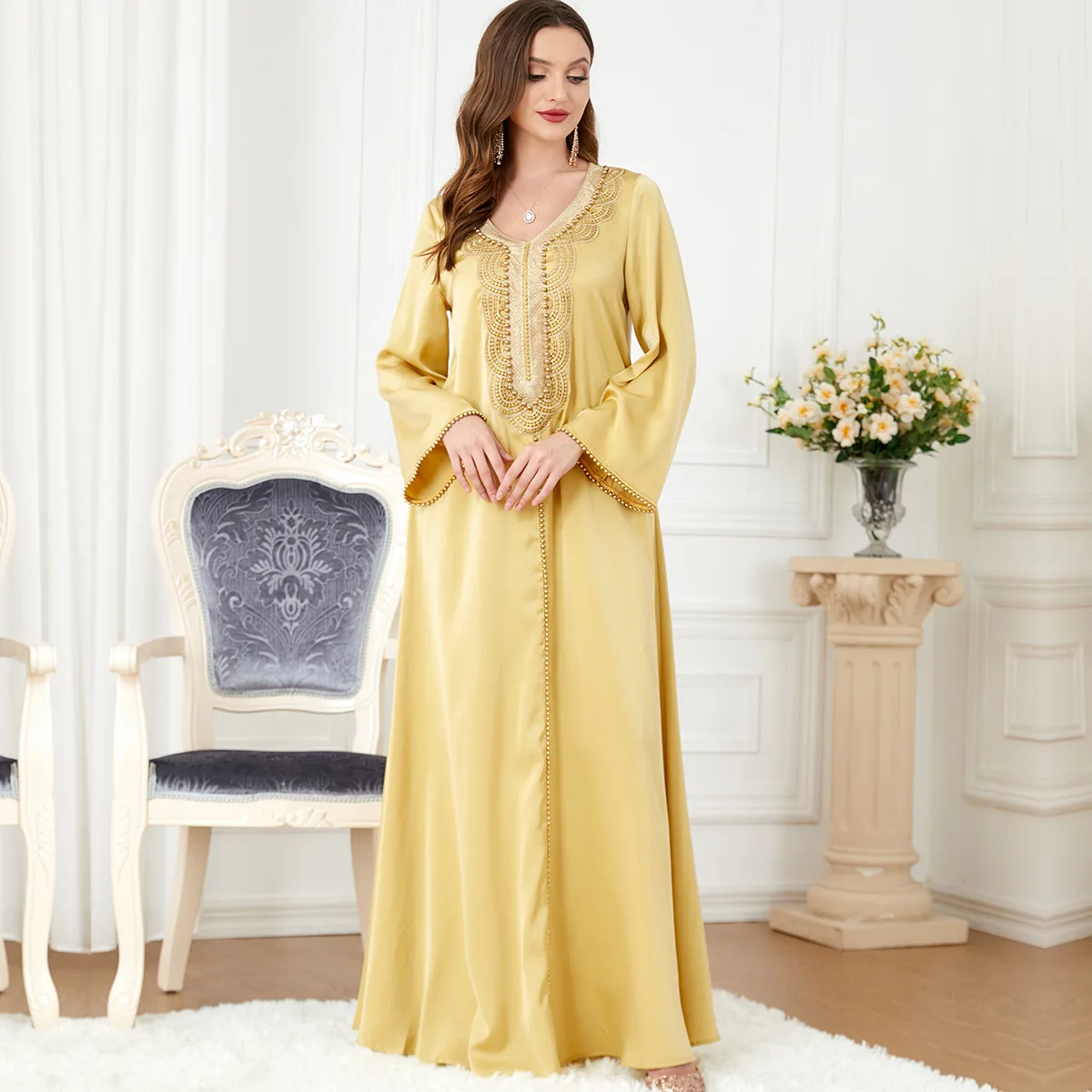 

Moroccan Kaftan Women Ramadan Abaya Luxury Arabic Turkey Dress Eid Beaded Fashion Dresses Jalabiya Gown Party Islam Clothing