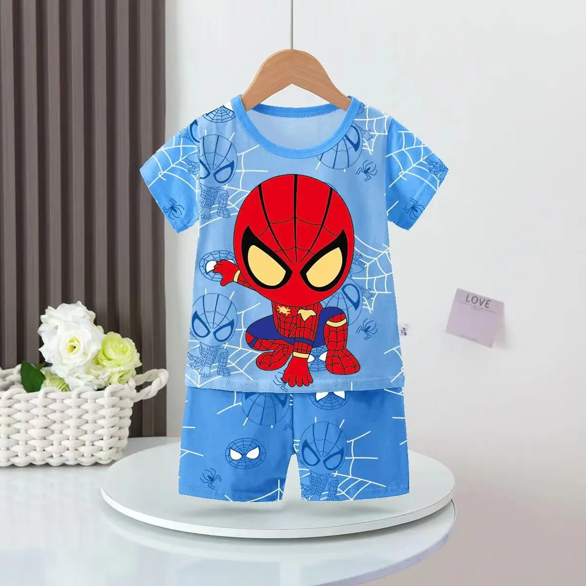 Pigiama estivo per bambini Set T-shirt a maniche corte Pigiama da notte Pigiama da cartone animato Spiderman per ragazzi 1