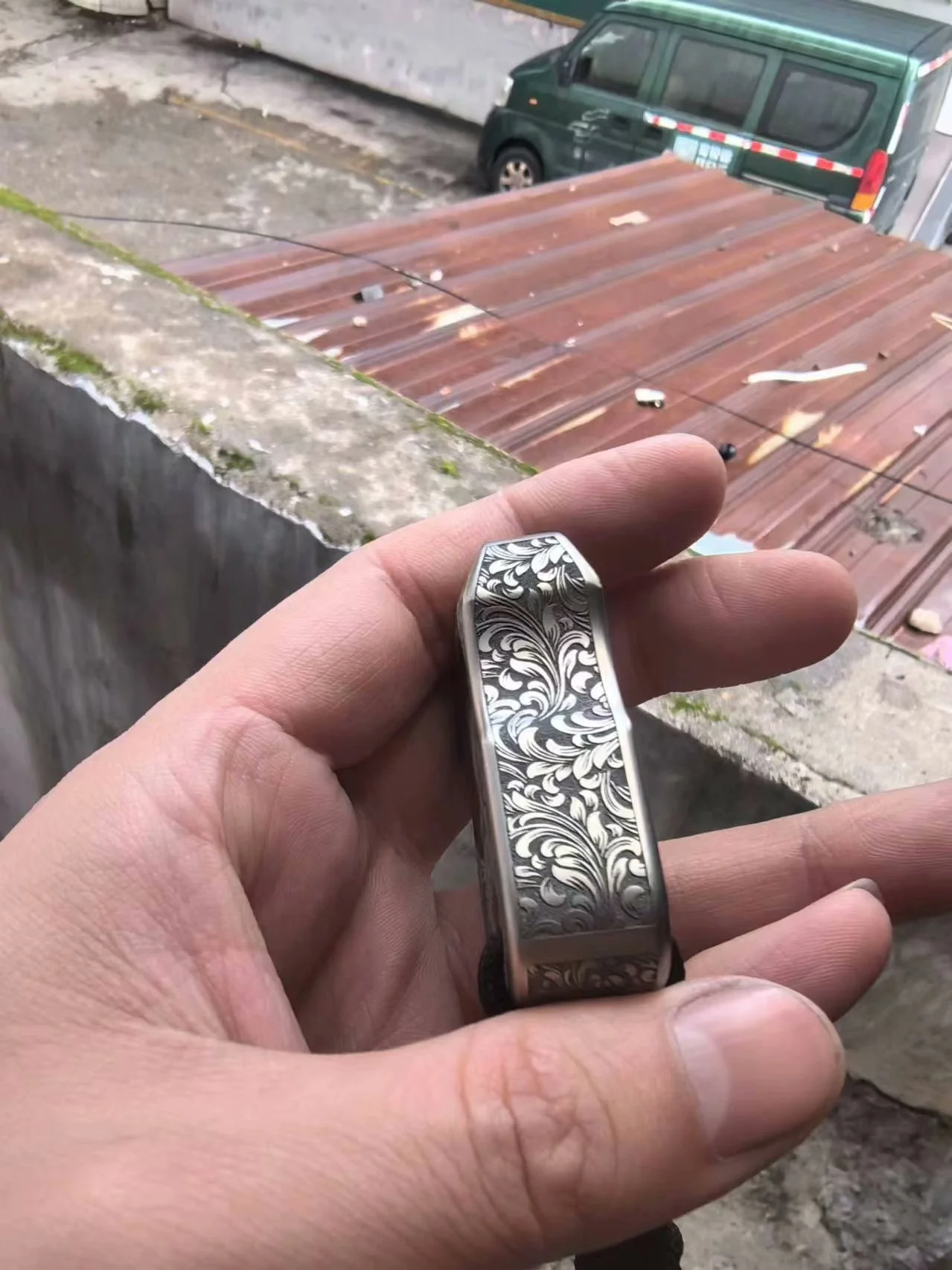 thumb