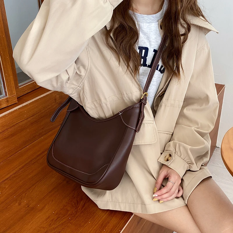 Vintage Solid Color Saddle Crossbody Bag High Quality PU Leather Women's Designer Handbag Small Shoulder Messenger Bag Purses