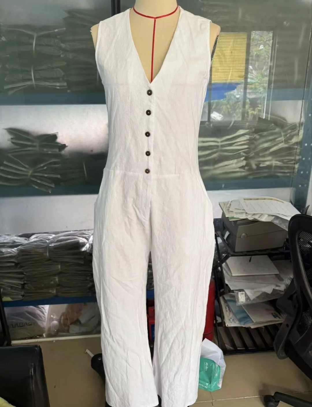 Sleeveless V Neck Buttoned Pocket Jumpsuit for Women image 5