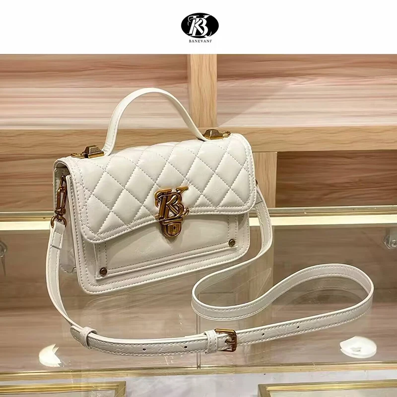 حقائب يد نسائية جديدة ذات جودة عالية، تتميز بتصميم...