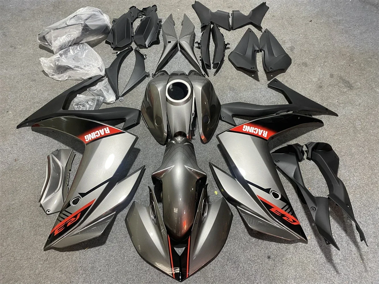 

Injection Fairings for R3 2015 - 2017 R25 2016 Complete Panels 15 16 17 ABS Plastic Panels Kit Body Work Black silver