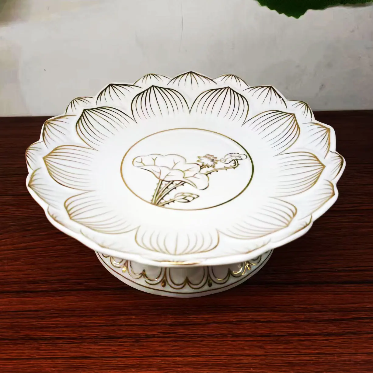 Embossed Pink White Fruit Plate Buddha Set Household Incense Burner Lotus Supply Plate Water Cup 6/7/8/9 Inch Buddhism Item 4
