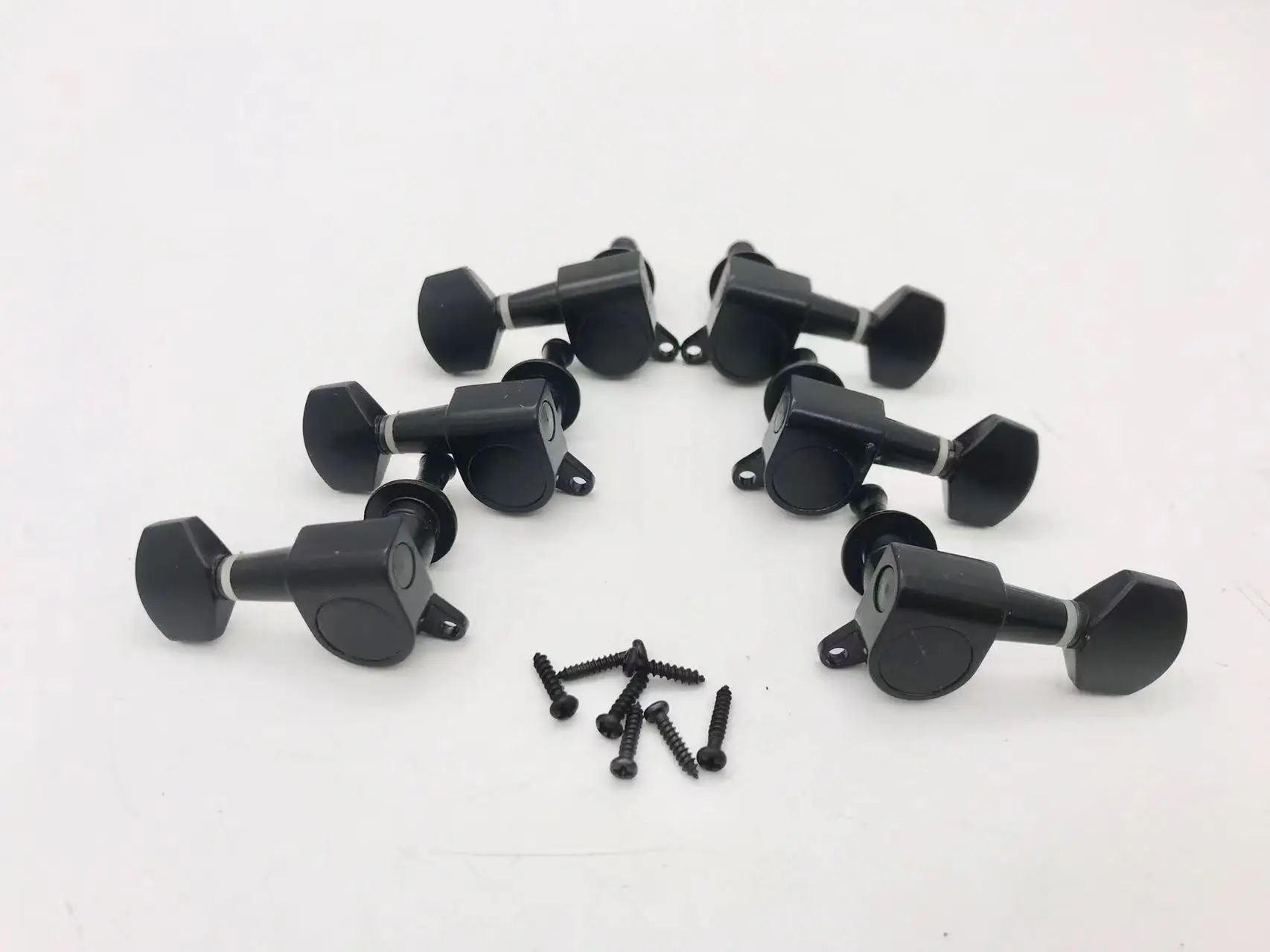 Рекламная (не новая) Машинная головка, тюнеры, колышки черного цвета (3R + 3L), Сделано в Корее