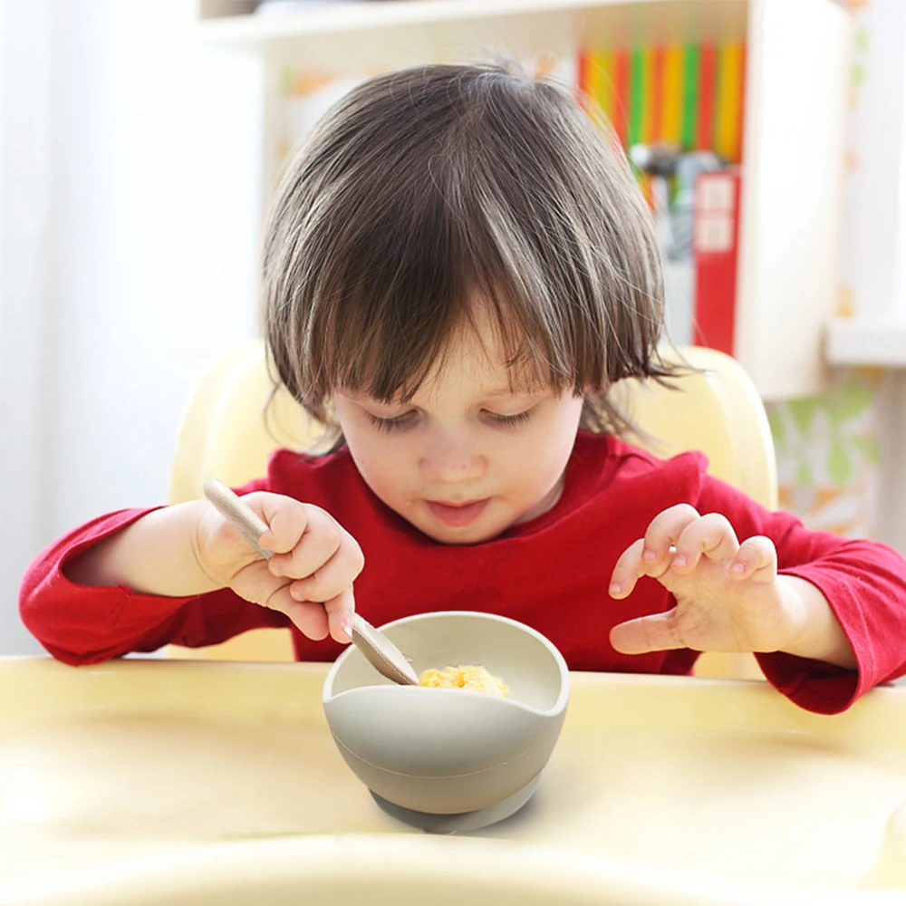 2pcs baby silicone bowl and spoons set for baby silicone feeding set children feeding tableware sucker bowl