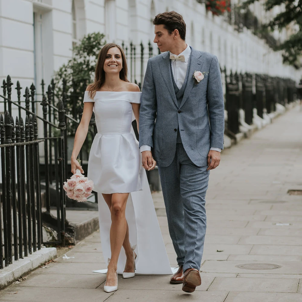 Short A-Line Wedding Dress With Bow Back Off the Shoulder Simple White Satin Bridal Gown Mini Garden Outdoor Robe De Mariee