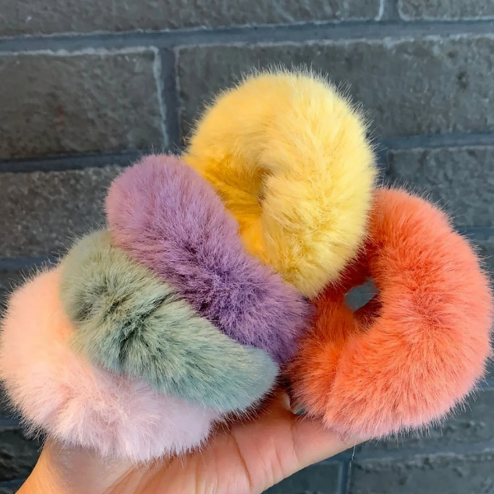 Vibrant Plush Hair Scrunchies Set - 20PCS Soft & Stylish Hair Accessories