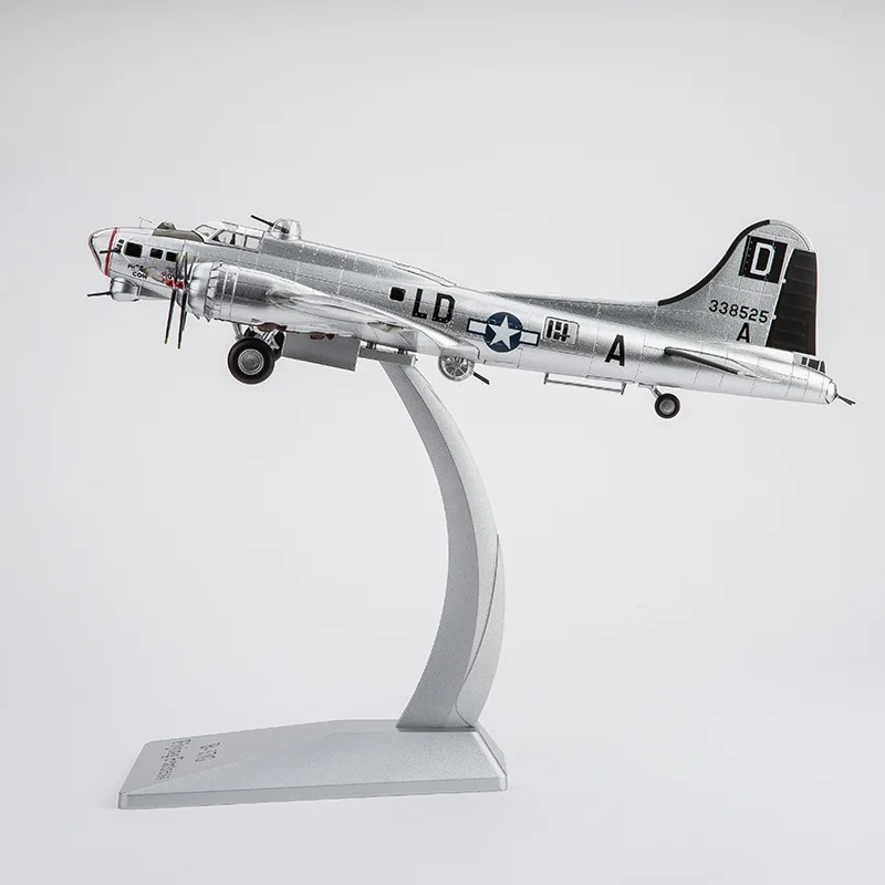 

1: 7B17 bomber airplane model foam model simulation bomber alloy fighter model toy