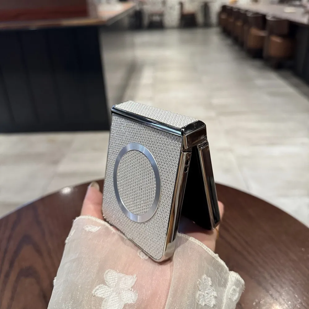 Fashion Glitter Magnetic Wireless Charging Protective Back Cover