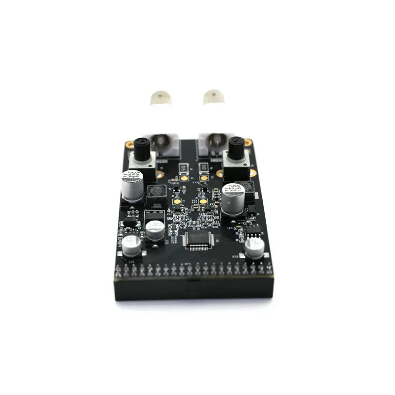ALINX AN9767:  ä 14 Ʈ DA , FPGA 