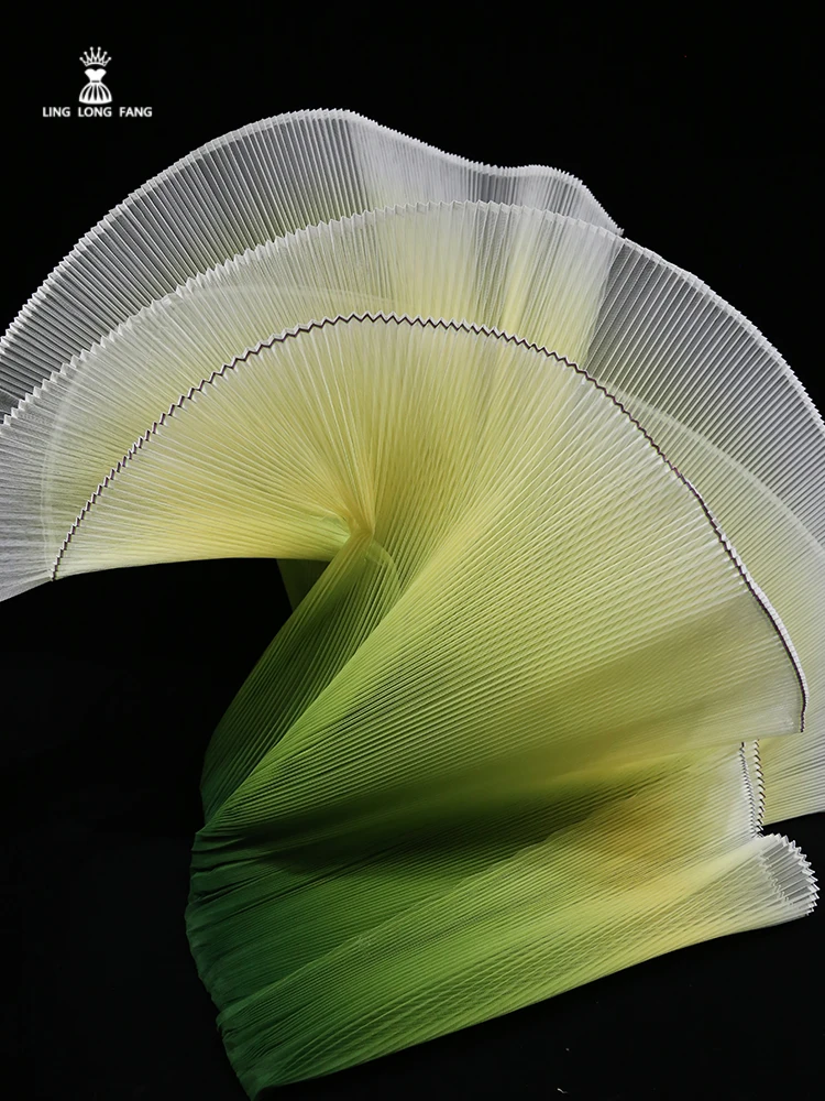 

Gradual Pleated Hard Gauze Material Small Organ Pleated Fabric Design ManualDIY Material Wedding Styling Decoration