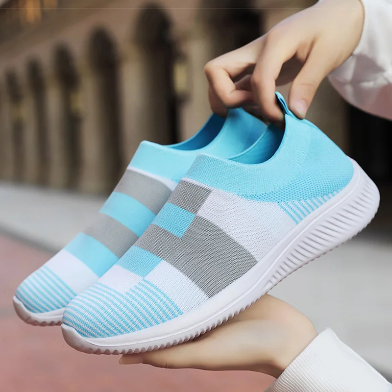 Women's Sports Shoes 2025 Soft Shoes Woman Casual Zapatillas De Mujer Slip-on Footwear Flat Casual Shoes Sneakers Tennis Female
