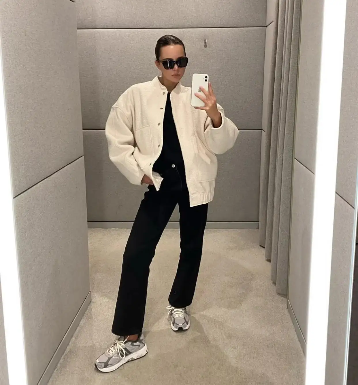 

Women's Coat Grey Elegant Button Long Sleeve Female Coats 2023 Autumn Winter Fashion V-Neck Loose Ladies Short Jackets