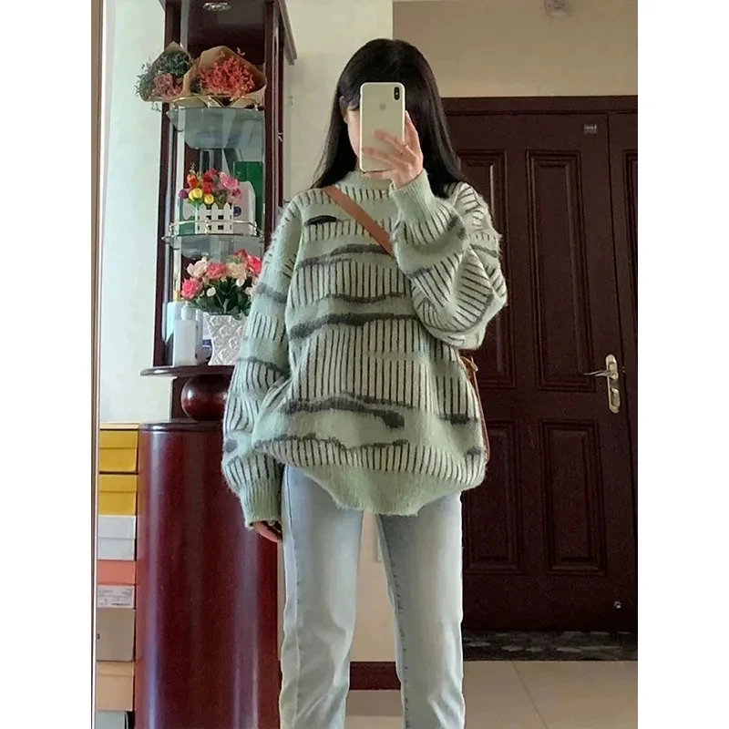 

Soft and lazy soft sweater knitwear women's fall/winter design sense niche casual striped sweater in contrasting colors