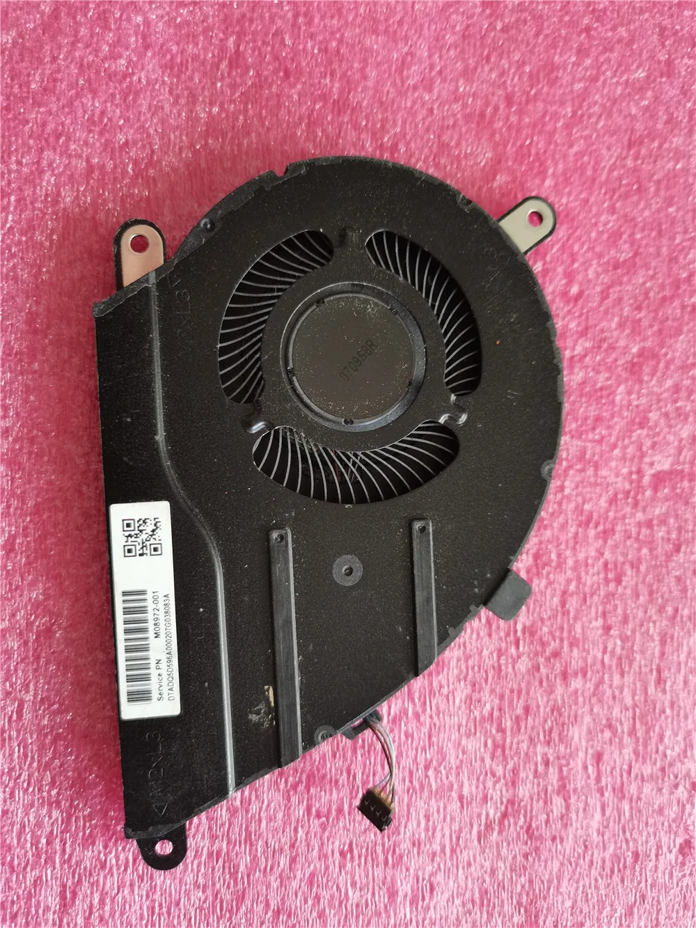 

Laptop CPU Cooling Cooler Fan For HP Pro C640 Chromebook ND55C63-19J16 M08972-001 Radiator DC5V 0.5A 4PIN