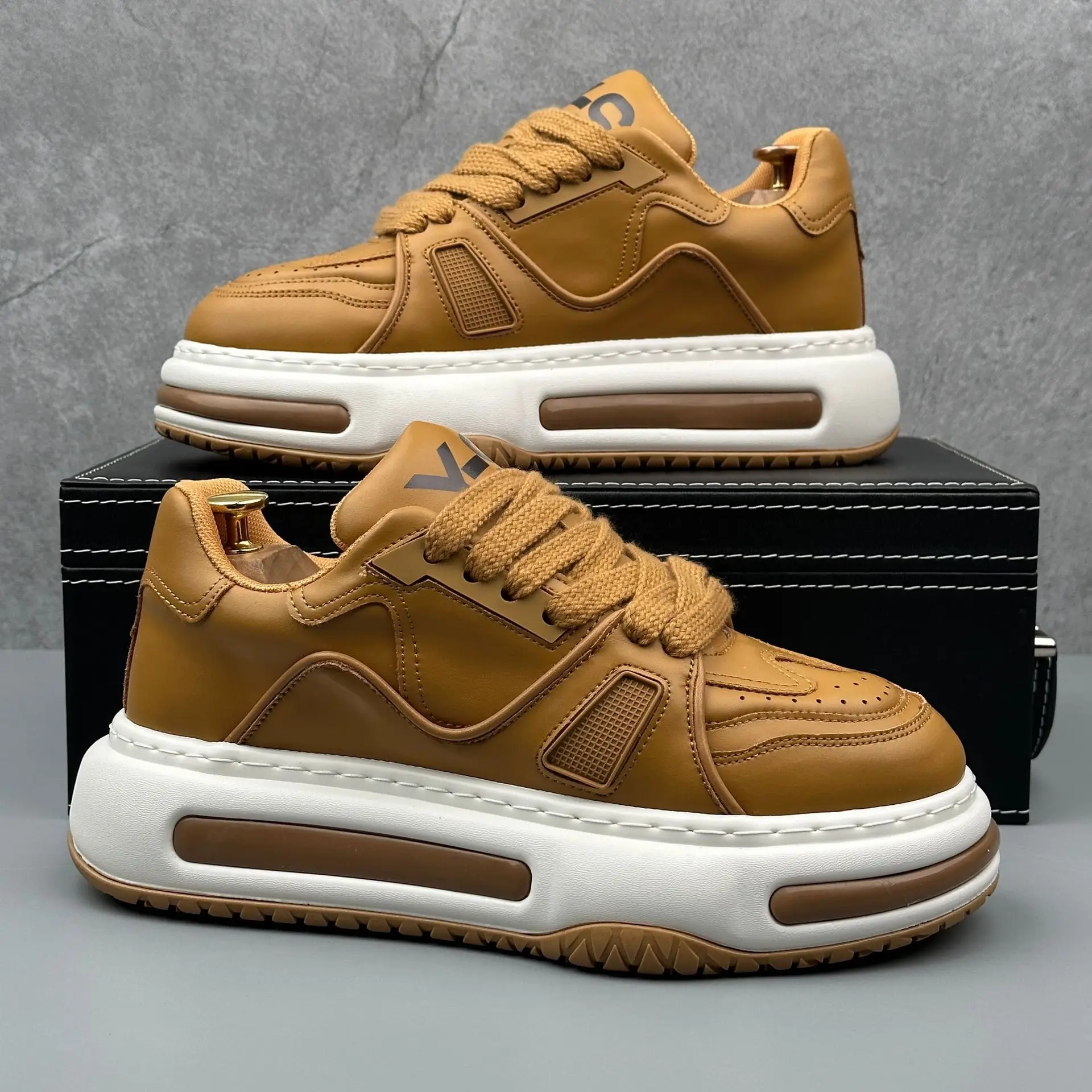 New Classic Men's Thick soled Increased Height Simple Fashion Casual Shoes Comfortable Soft soled Wear resistant Sports Shoes 3