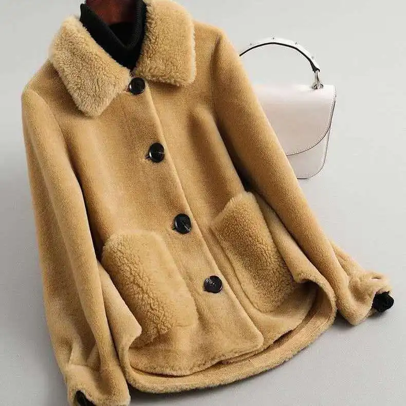 

2023 Winter Fashion Real Fur Coat Women Warm Square Collar Coats Cardigan Short Lady Party Elegant Outfits New T207