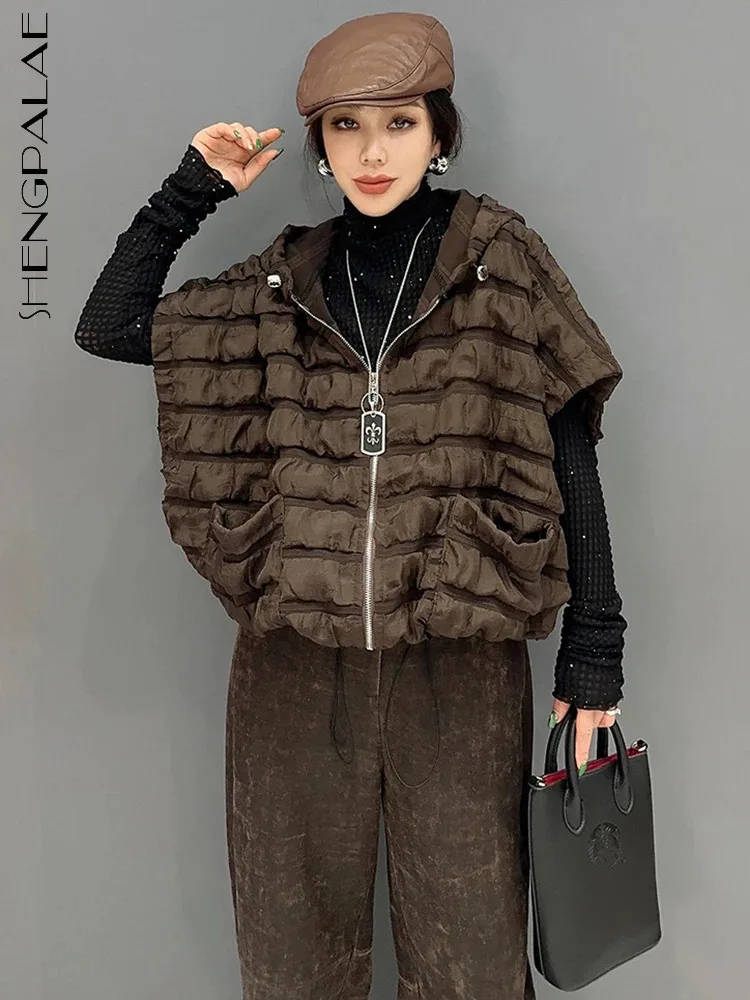 

SHENGPALAE Korean Fashion Women Hooded Waistcoat Solid Color Versatile Zipper Folds Female Vest Tops Winter 2024 New Tide 5R8127