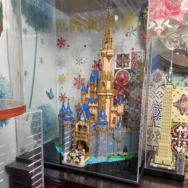 High transparent acrylic display box suitable for new Lego, Disney