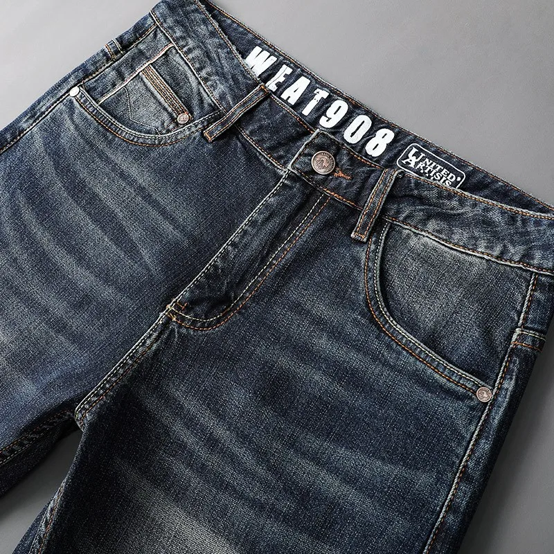 Рисунок 5 - Джинсы мужские в стиле ретро