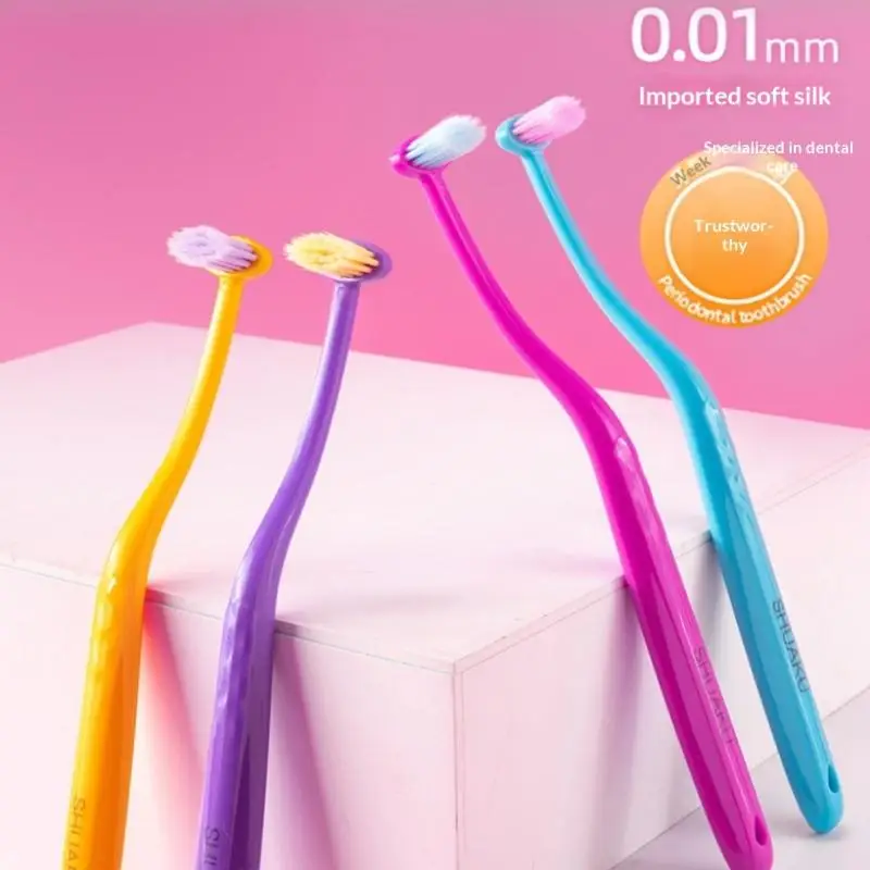 성인과 어린이의 치아 교정기 치과 임플란트에 적합한 작은 팁이 있는 2Pcs 치아 교정용 부드러운 칫솔