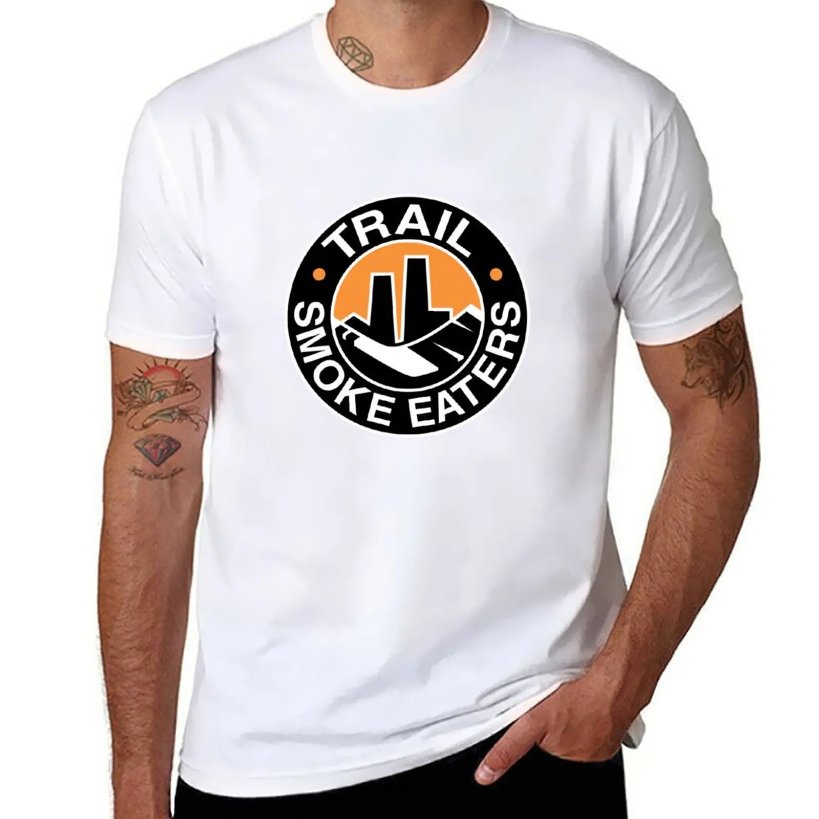 New Trail Smoke Eaters T-Shirt Summer Top Anime Black T Shirt Mens Graphic T-Shirt Funny